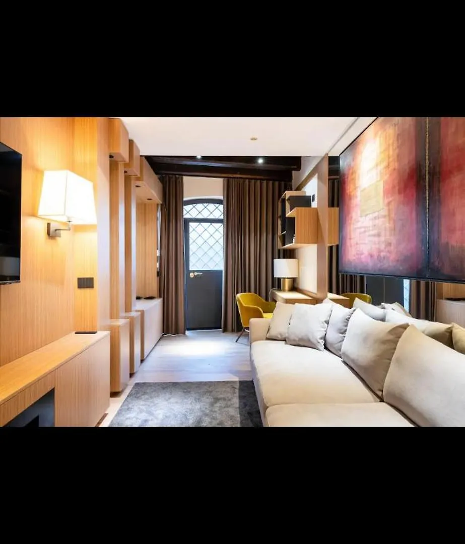 Navona Luxury Apartment Rzym Włochy