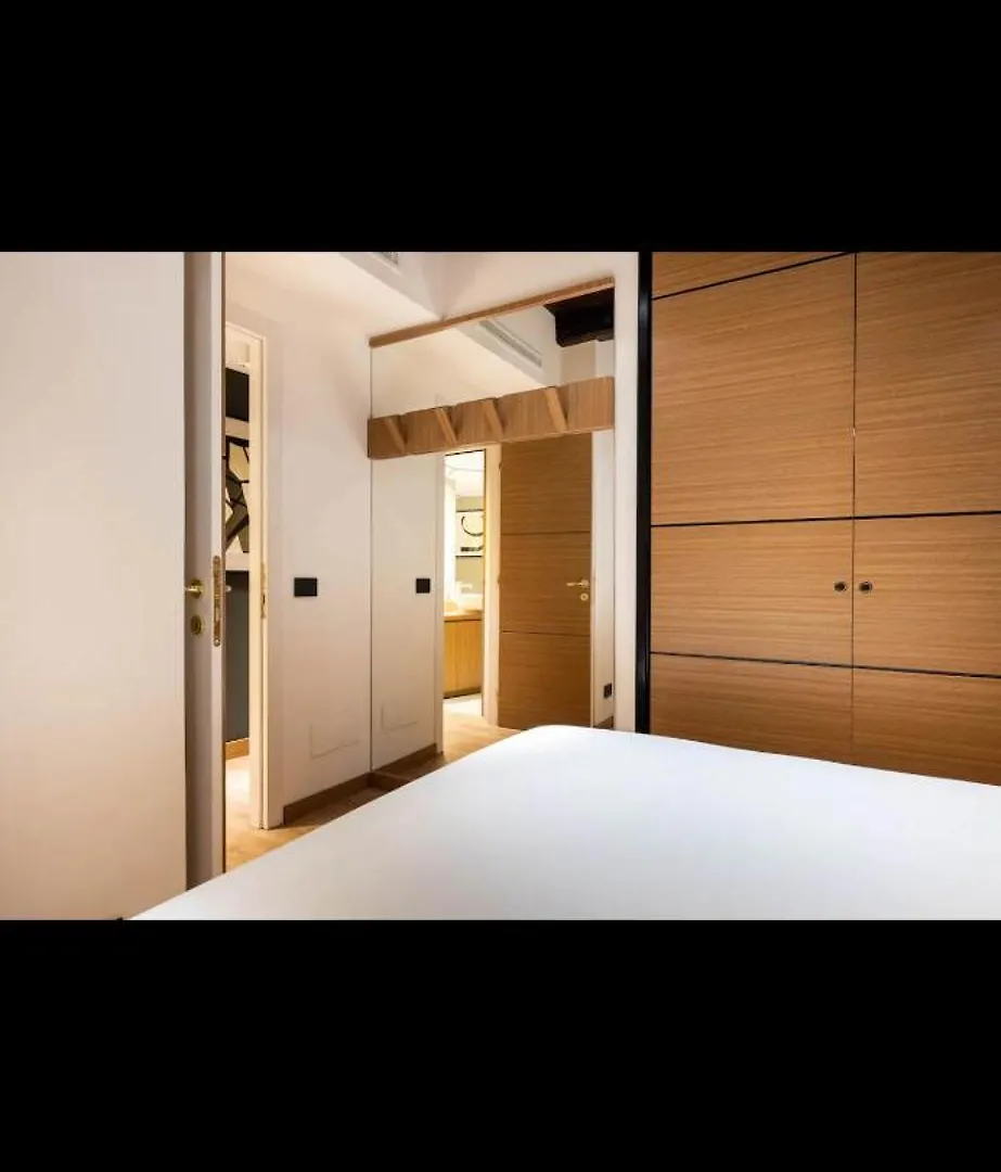 Navona Luxury Apartment Rome 0*,  Italy