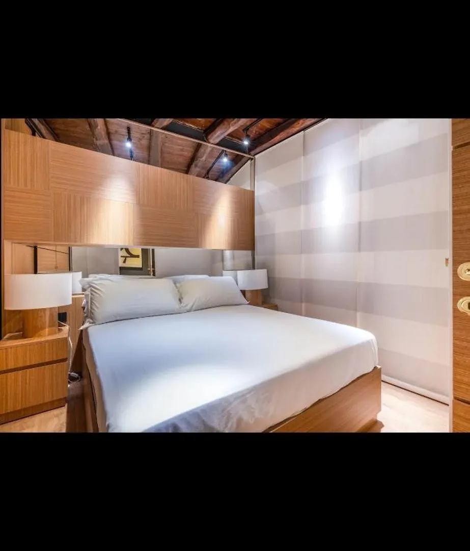 Navona Luxury Apartment Rome Italy